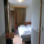Hotel Orange Tulip *