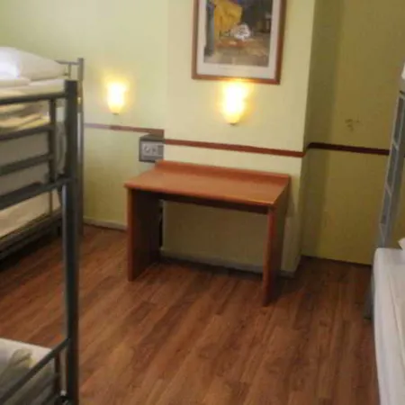 Orange Tulip 호텔 *