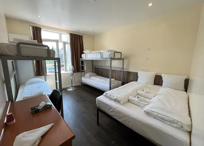 Hotel Orange Tulip *