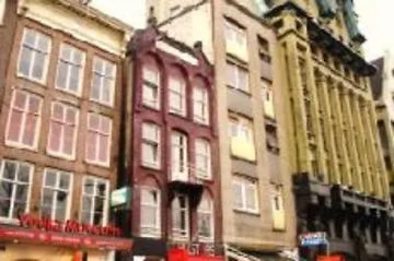 Orange Tulip Hotel *