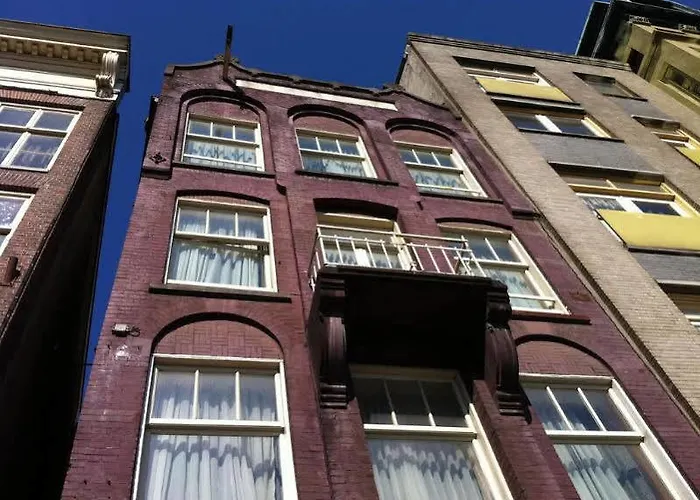 Orange Tulip Hotel *