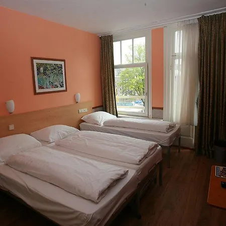 Orange Tulip Hotel *
